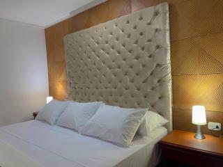 Hotel Prado 72 INN - 9