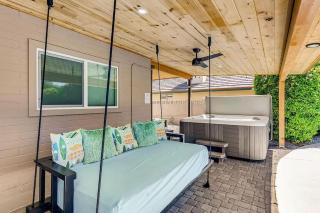 Above Average Airbnb - Pool + Games - Phoenix - 4