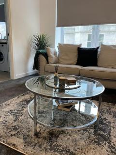 Central location, private parking, free netflix - 6