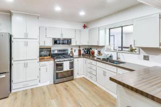 Walk to Rainbow Lake Cabin with Game Room and Yard - 2