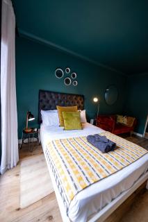Green Point's SNUG - Indulge in an Urban Oasis - Cape Town - 2