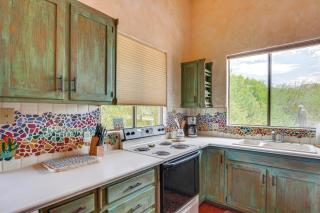 Chic Tucson Casita with Deck and Panoramic Views! - 1