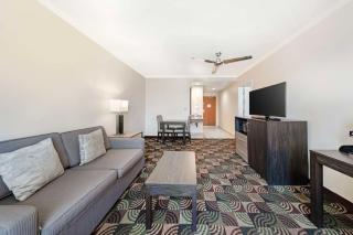 Best Western Plus Country Park Hotel - 3