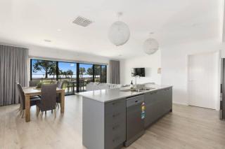 No 1 Marine Cove - Lake Views - Yarrawonga - 6