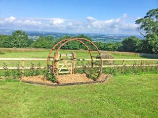 The Lodge At Harvest Farm - Ludlow - 2