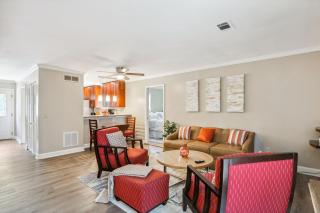 Warm 2-Story Townhome - Smyrna - 0