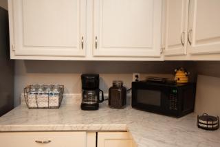 Cozy and Quiet Lafayette Home 2 - 4