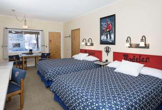 Yodeler Motel - Red Lodge - 5