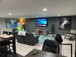 Nice quite and cozy apartment - Hickory Hills - 2