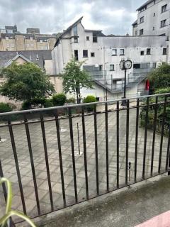 Royal Mile Tron Square 3 Double bedrooms Fantastic location parking - Edimburgo - 1