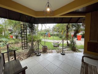Belíssima Casa a 300m da Praia da Cachoeira - Florianópolis - 0