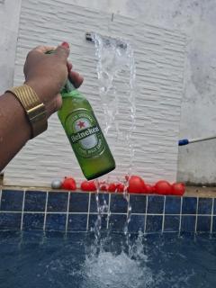 Espaço com piscina - 0