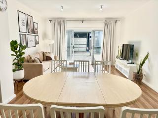 Heartwarming 3BR-Townhouse - 5