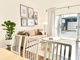 Heartwarming 3BR-Townhouse - 4