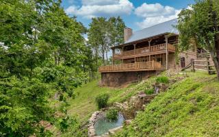 Hand Hewn Hideaway - Gatlinburg - 7