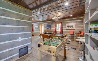 Hand Hewn Hideaway - Gatlinburg - 6