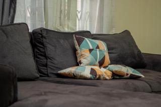 Cosy Furnished Home - Kampala - 2