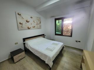 Newborn Apartment Dhermi with Pool - Dhërmi - 2