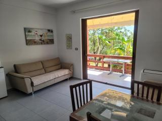 Newborn Apartment Dhermi with Pool - Dhërmi - 6