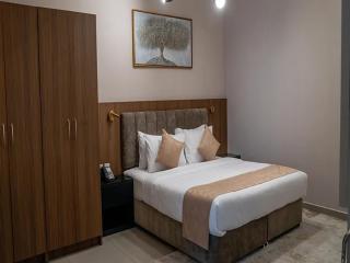 VOGO Grand Hotel Formerly Best Western Plus Hotel Dubai Academic City - Dubai - 6