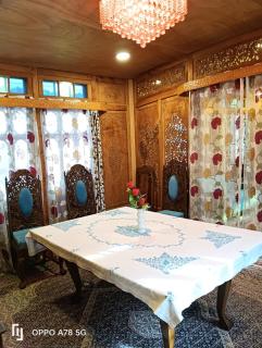 Golden Crest DALLAKE - Srinagar - 2