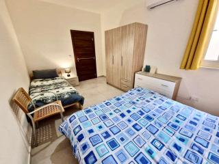 Bright & Central with Parking, Indoor Pool & Gym - St Paul's Bay - 5