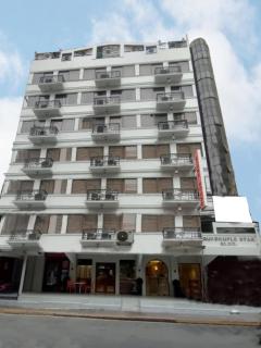Stone House Hotel Manila - Manila - 0