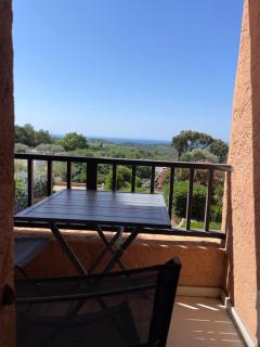 Studio Bruno, vue mer, avec piscine, Golfe de Saint Tropez - 8