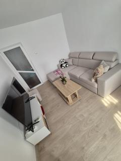 Apartament OPREA - 5