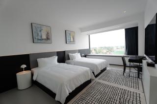 One Riviera Hotel and Residences - Ban Souanmon - 2