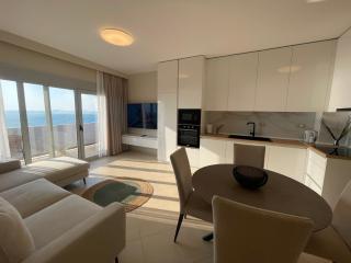 Nordic sea view Scandi Apartments - 8