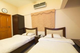 Royal Inn Hotel - 4