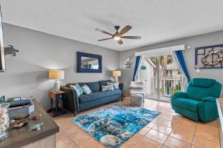 Colony Beach Club 210 - New Smyrna Beach - 4