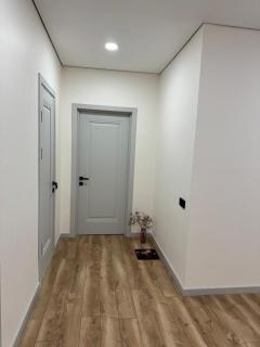 Квартира на левом берегу на долгий срок - 1