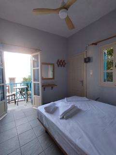 12 Acropolis - Aegiali - 3