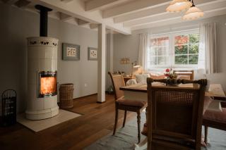 Bezauberndes Schwedenhaus mit Garten und Kamin - 0