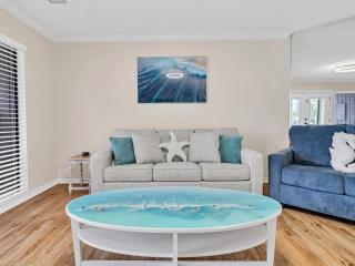 Seascape Lakefront Villas 189- Don't Worry, Beach Happy - Destin - 1