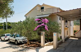 Lovely Apartment In Sutivan With Wifi - 4