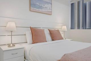 Modern 2B2B with free parking - Sydney - 9