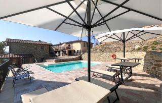Amazing Apartment In Castel Focognano - Castel Focognano - 0