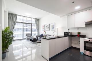 Serenity Living - stunning 1BR, DAMAC Hills - 5