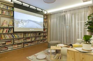 Book and Bed-People's Square - 7