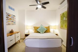 Pool, 2 Balconies, Romantic Zone, Walk Everywhere - 7