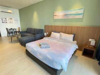 Freedom Flamingos-RoxyBeachApt - Sematan - 9
