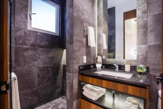 Chic Condo with Scenic Views, Pool and Gym - Puerto Vallarta - 3