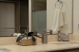 Luxury Condo with Ocean View, Balcony, and Pool - 1