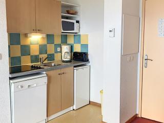 Appartement tout confort avec balcon, skis aux pieds, piscine chauffée, proche commerces et remontées mécaniques - FR-1-267-231 - Le Corbier - 8