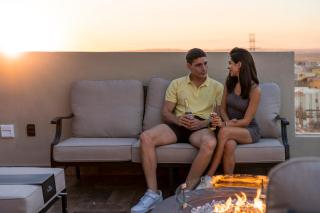 Penthouse with Private Jacuzzi in Villa San Lucas - 2