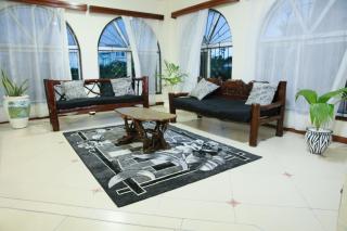 LN NYALI FULLy FURNISHED FOUR BEDROOM WITH SWIMMING - Mombasa - 0