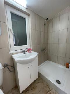 Apartament Modern, Lângă Centru Ideal pentru City Break! - 2